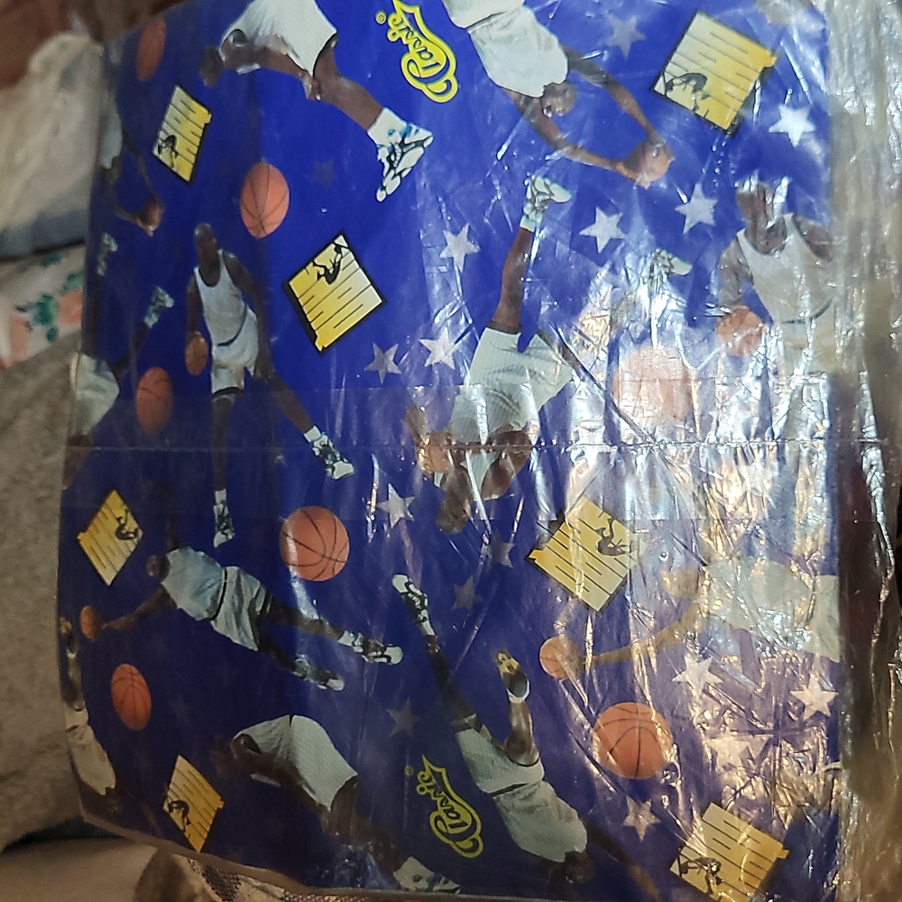 Vintage Wrapping paper Shaquille Oneil